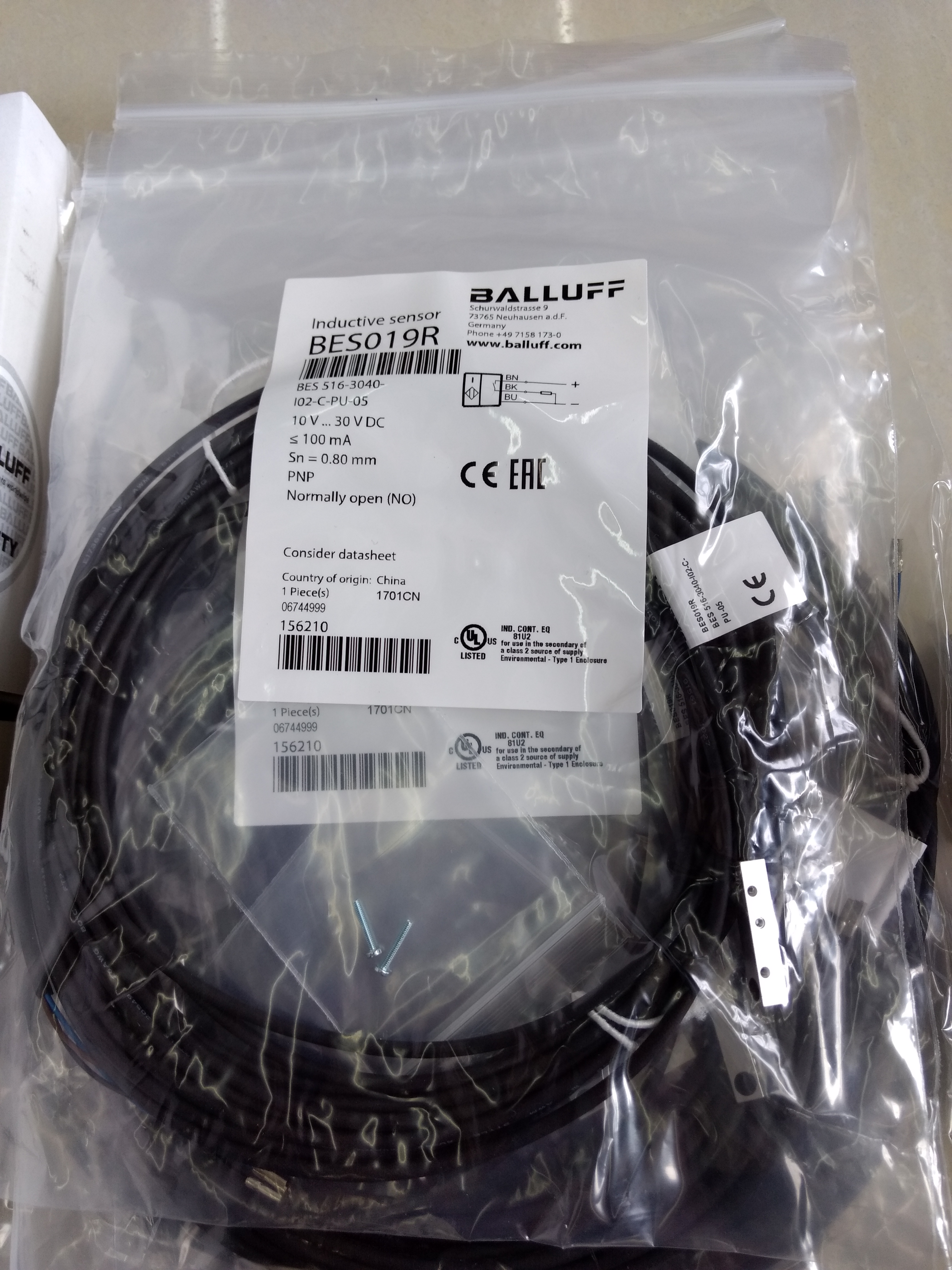516-105-sa1-05 位移传感器,电感式光电开关,电感式接近开关,德国