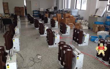 VBG-12P(G)户内高压真空断路器 