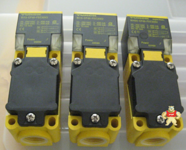 NI40U-CP40-FDZ30X2 - Turck 40x114mm rectangular sensor 