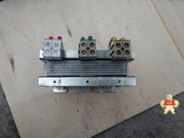 7.5KW變頻器專用三相交流輸入電抗器JXL-20A/2% 輸入電抗器,進(jìn)線電抗器,交流電抗器,三相電抗器,JXL輸入電抗器