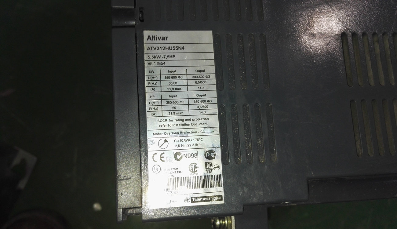 施耐德变频器 ATV312HU55N4 也可维修