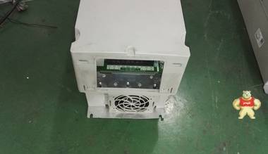 二手AB变频器 20F11NC030AA0NNNNN 20F11NC030JA0NNNNN 外壳有破损 包好 也可维修