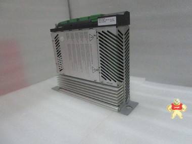 Schneider MC-4/11/03/400 模块