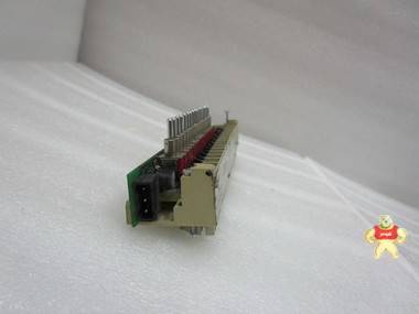 Schneider   140XTS00200     PLC 智能自动化工控 