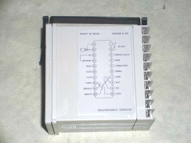 工程余货KEYENCE基恩士涡电流位移传感器EX-V02
