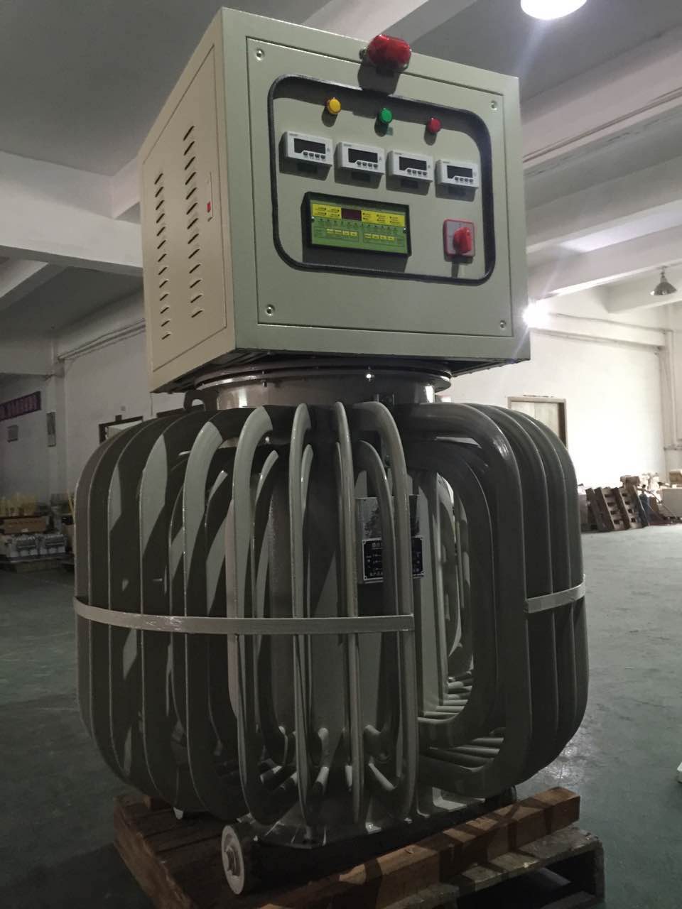 出口专用稳压器