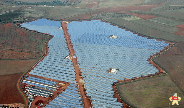 向肯尼亚慈善学校捐赠太阳能发电系统的是中资企业正泰集团