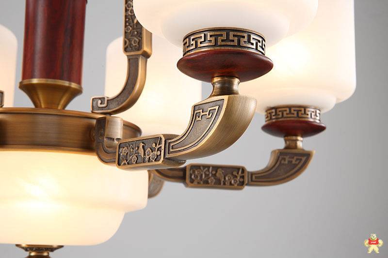 节能灯如何分辨优劣