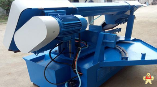 角度带锯床的性能