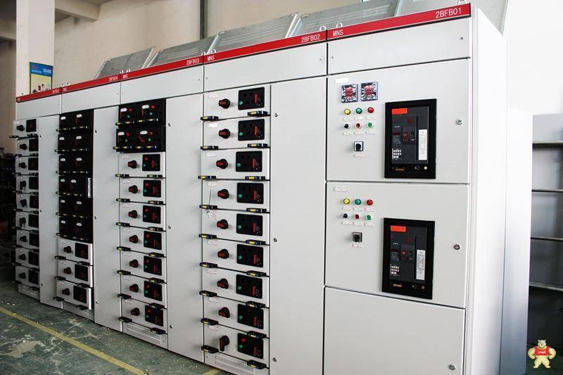 详细解析低压开关柜送电跳闸的故障原因