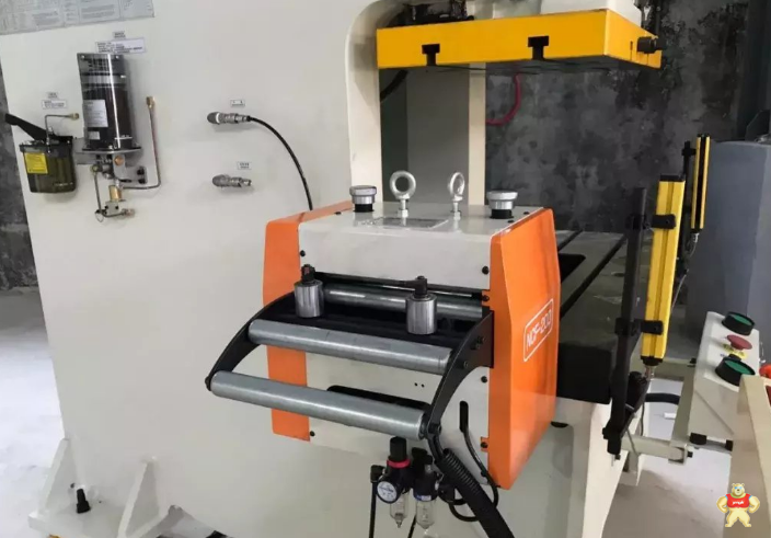 了解一下冲床自动送料机设置以及安装方案