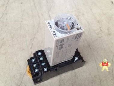 歐姆龍時間繼電器H3Y-4-C AC220V 30S  14腳 歐姆龍繼電器 現(xiàn)貨 