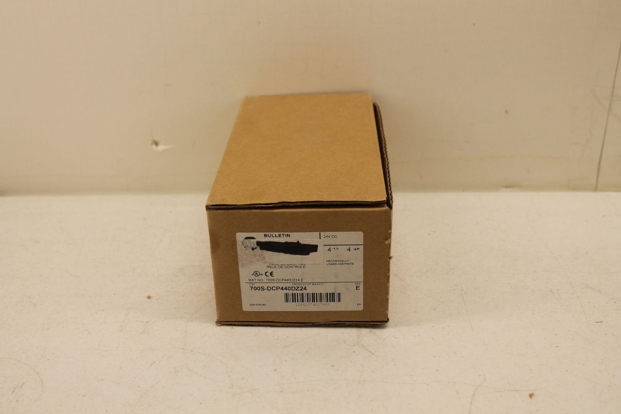Allen-Bradley 700S-DCP440DZ24 Safety Control Relay