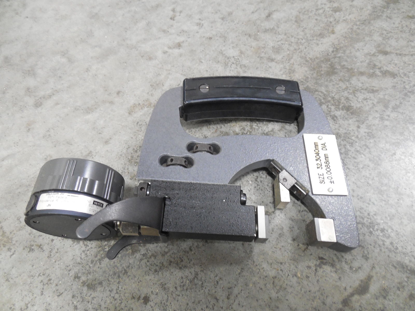 USED Mahr Federal Size 32.3040mm Snap Gage OP#370 4792743-LH