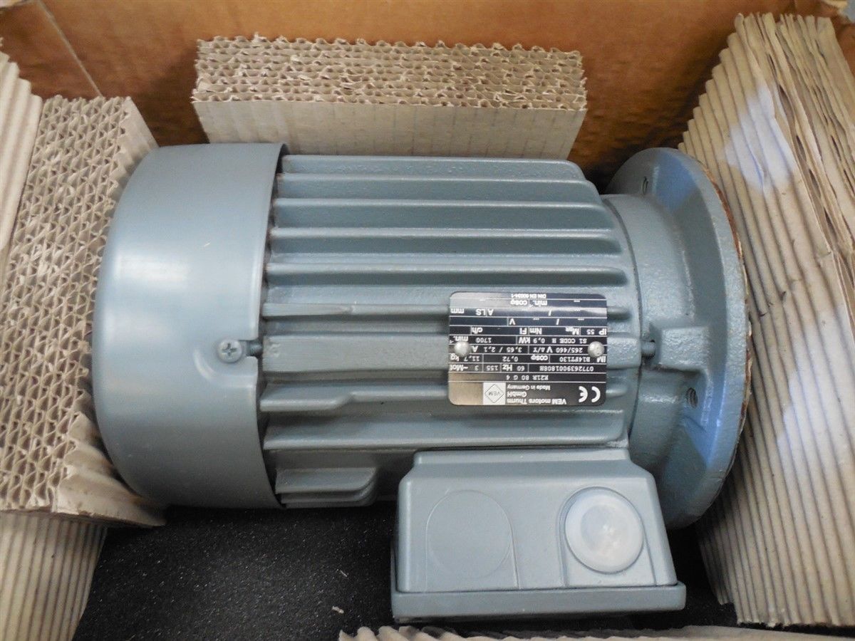 NEW VEM Motors K21R80G4 Three Phase Electric Motor 0.9kW 170