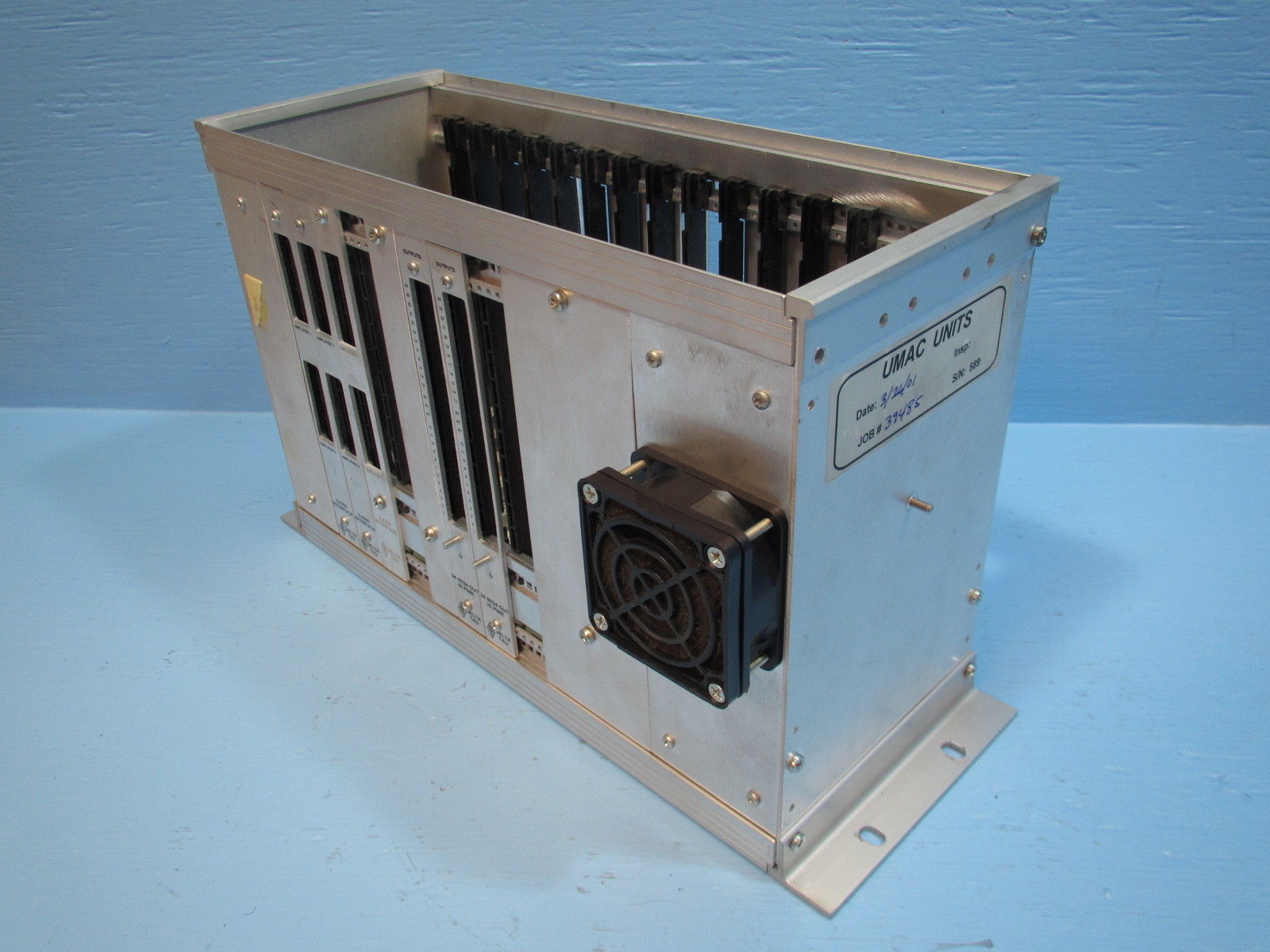 Delta Tau UMAC 603465-550 Rack Chassis PLC Module Universal 