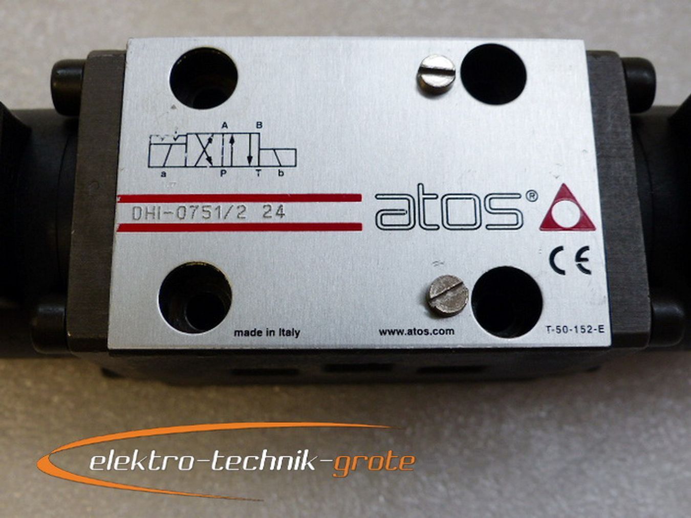Atos DHI-0751/2 24 Wegeventil mit 2 Stck. SP-COI-110/50/60/8
