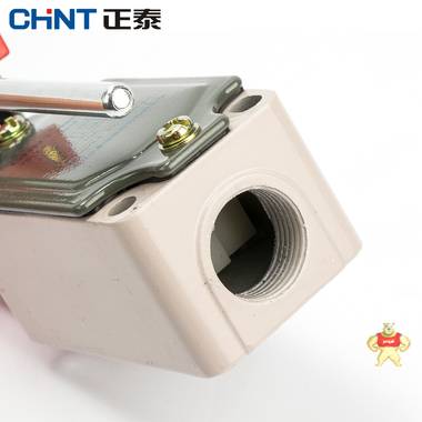 正泰行程开关YBLX-P1-120/1P 限位开关 可调滚轮摇臂式自复位220V 正泰,全新,行程开关