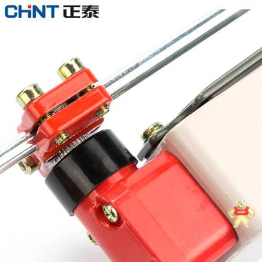 正泰行程开关YBLX-P1-120/1P 限位开关 可调滚轮摇臂式自复位220V 正泰,全新,行程开关