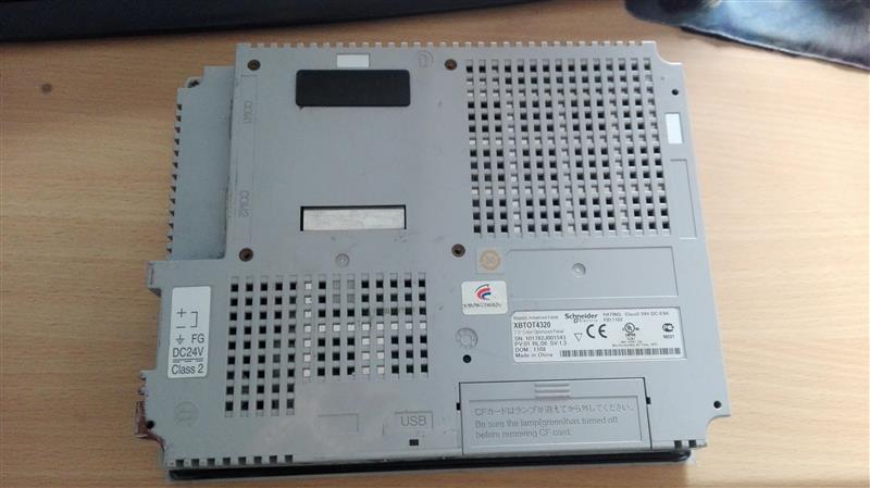 施耐德触摸屏XBTOT4320