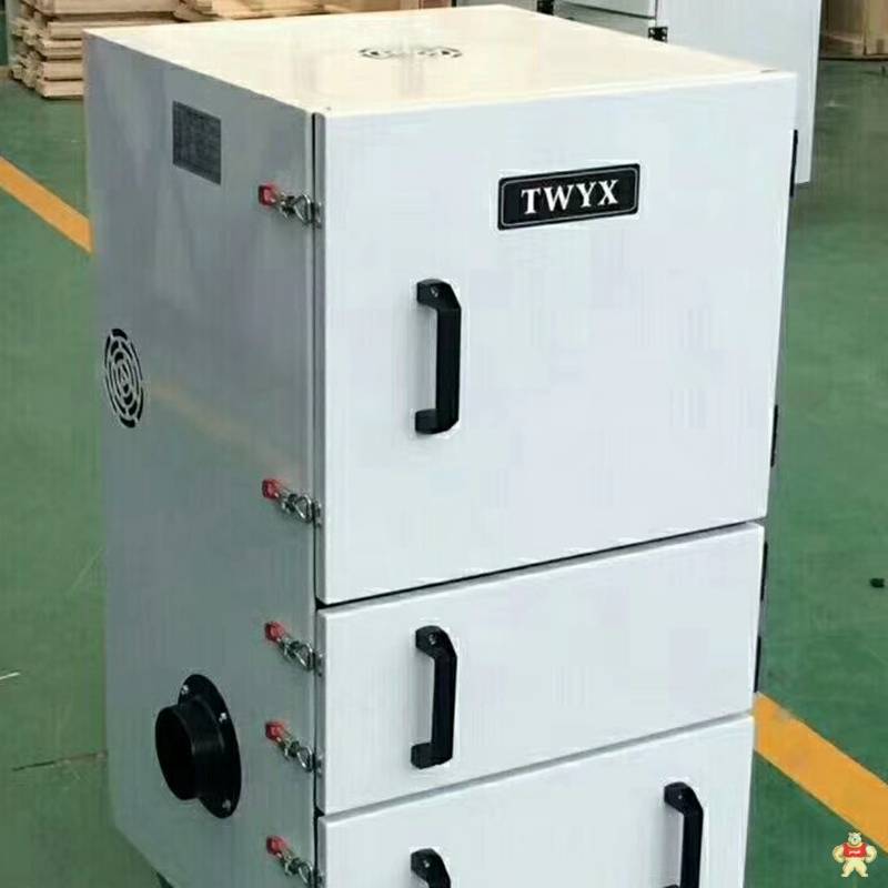 大量生产工业吸尘器 磨床吸尘器 平面磨床吸尘器 打磨粉尘吸尘器厂家 布袋集尘机,磨床吸尘器,磨床集尘机,磨床集尘器,脉冲吸尘器