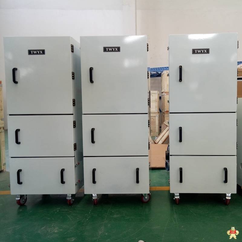 大量生产工业吸尘器 磨床吸尘器 平面磨床吸尘器 打磨粉尘吸尘器厂家 布袋集尘机,磨床吸尘器,磨床集尘机,磨床集尘器,脉冲吸尘器