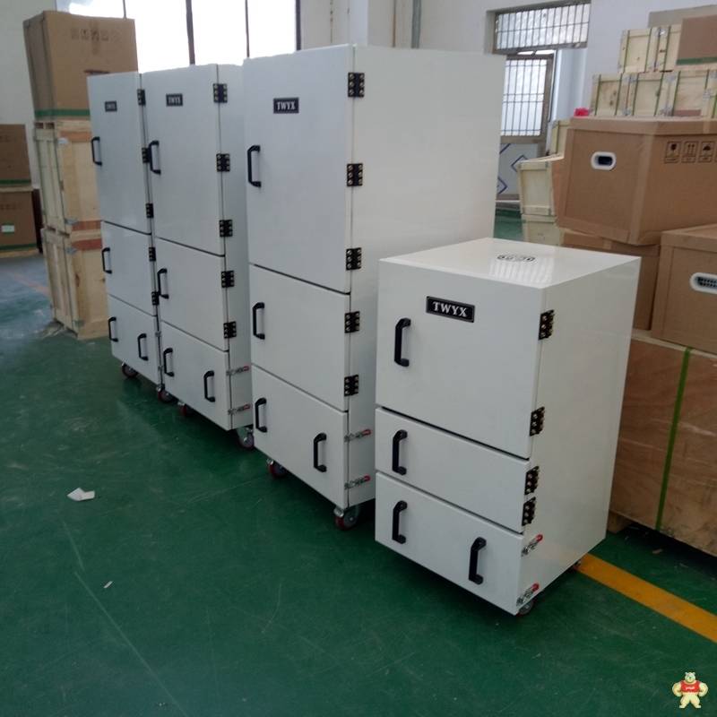 大量生产工业吸尘器 磨床吸尘器 平面磨床吸尘器 打磨粉尘吸尘器厂家 布袋集尘机,磨床吸尘器,磨床集尘机,磨床集尘器,脉冲吸尘器