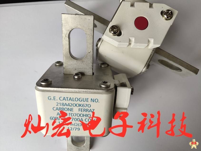 法國羅蘭Ferraz熔斷器FERRAZ熔斷器?型號:PC73UD95V11CTF,950VAC,URD,1100A,CLASSE,aR Ferraz熔斷器,羅蘭熔斷器,高壓熔斷器,低壓熔斷器,法國羅蘭Ferraz熔斷器