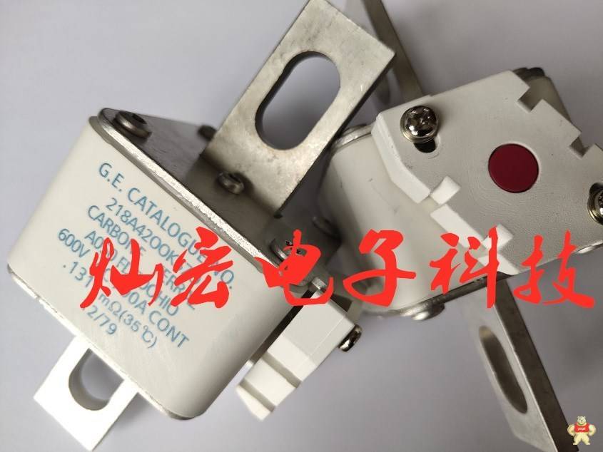 法國羅蘭Ferraz熔斷器FERRAZ熔斷器?型號:PC73UD95V11CTF,950VAC,URD,1100A,CLASSE,aR Ferraz熔斷器,羅蘭熔斷器,高壓熔斷器,低壓熔斷器,法國羅蘭Ferraz熔斷器