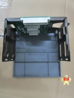 A-B 1746-A2 PLC 智能自动化工控 PLC