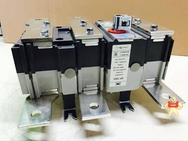 xk厦控 QP1250/3 隔离开关