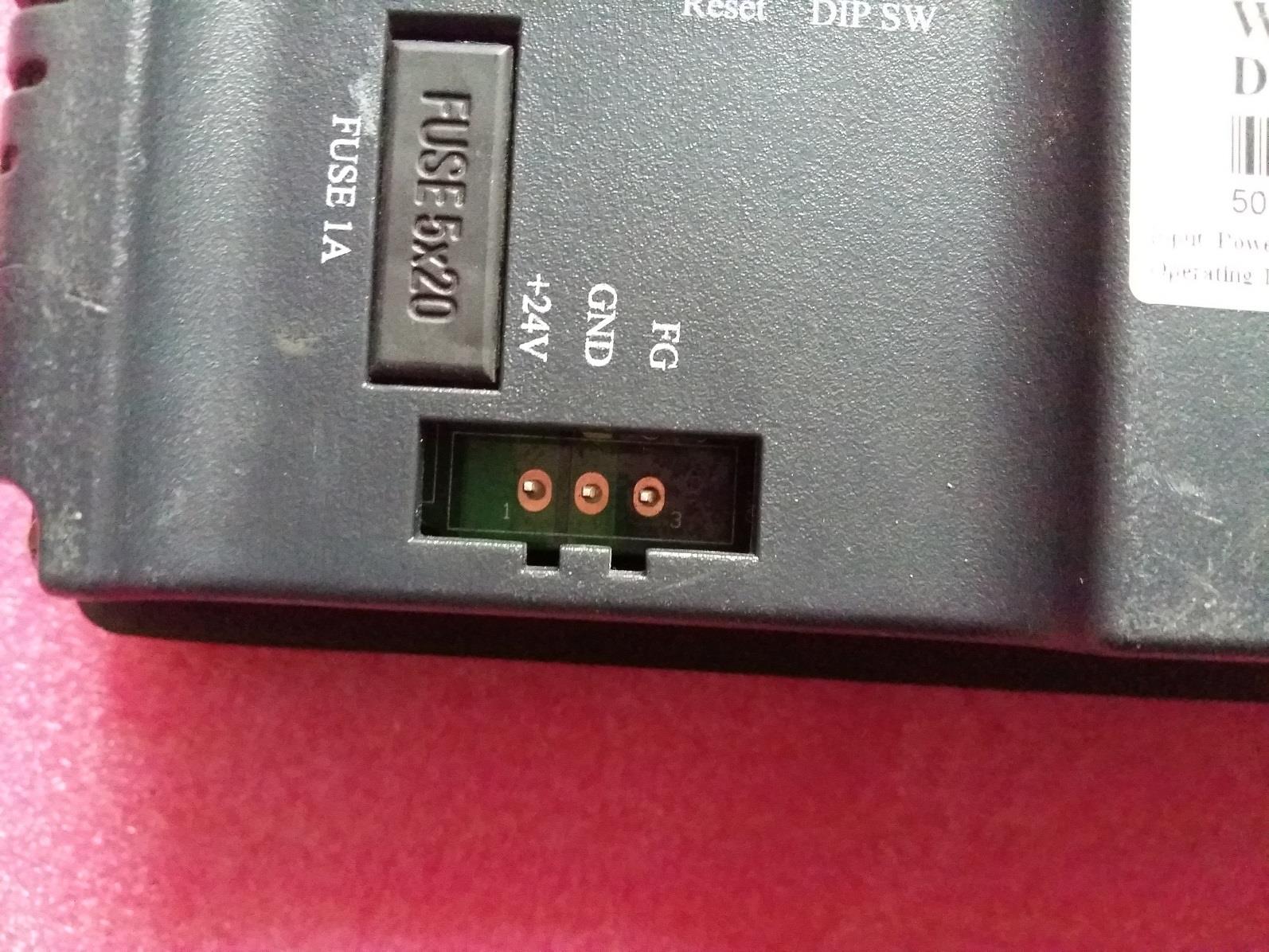 威纶触摸屏MT506MV 5WV二手实物 触摸板碎 功能完好 实物图