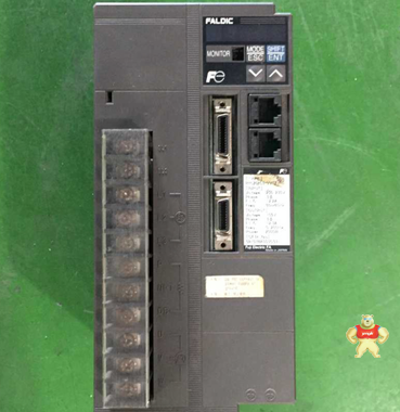 富士伺服驱动器RYC202C3-VVT2 