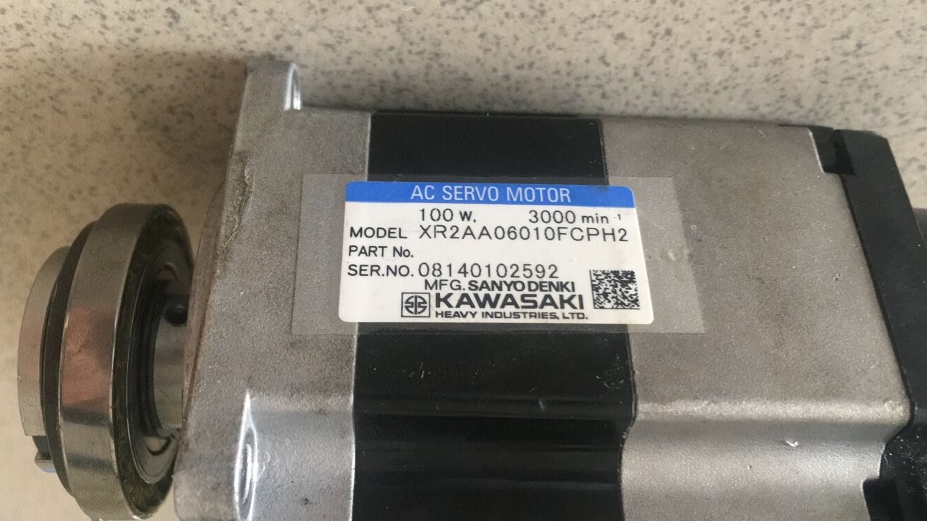 KAWASAKI川崎机器人伺服电机XR2AA06010FCPH2 原装现货