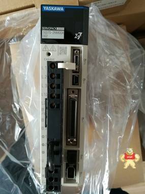 全新原装安川7系伺服400w伺服驱动器SGD7S-2R8A00A002 特价现货 