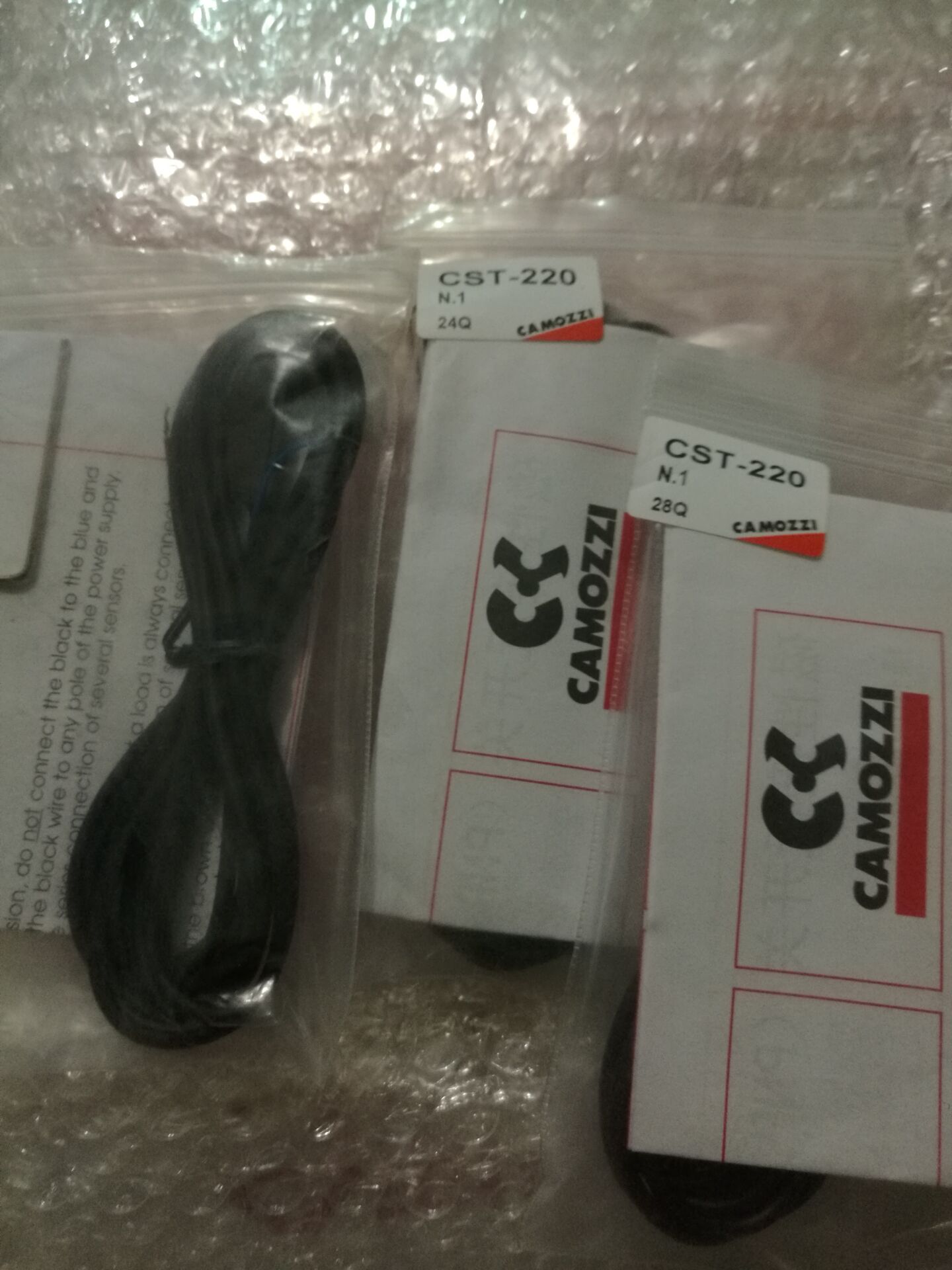 全新原装现货康茂盛CAMOZZI磁性开光CST-220现货