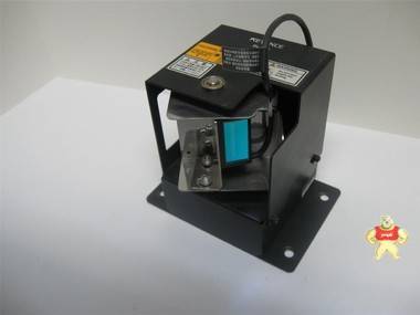 Keyence BL-1300 Digital Barcode Reader with BL-R7 Sweep Rast 