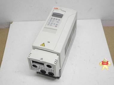 ABB ACS800 Frequenzumrichter ACS800-01-0011-3 + E202 
