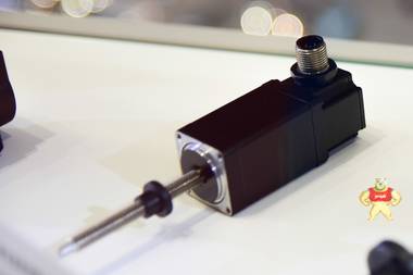 28混合式丝杆步进电机微型直线步进电机外驱式丝杆 28mm微型步进电机,28贯通式丝杆电机,28mm丝杆电机,贯通式微型马达,二相1.8直流电机