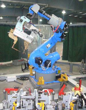 菏泽市二手低价点焊机器人价格 易碎品搬运机器人 全自动点焊机,二手点焊机器人,输送搬运机器人,二手微型点焊机器人,二手全自动点焊机器人
