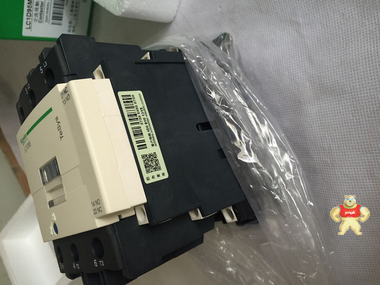 施耐德接觸器 LC1D95M7C 全新原裝 95A 220V 現(xiàn)貨供應(yīng) 13918072677周工583336226 施耐德接觸器,LC1D95M7C,LC1-D95...C,LC1D95 220V,施耐德LC1D95M7C接觸器