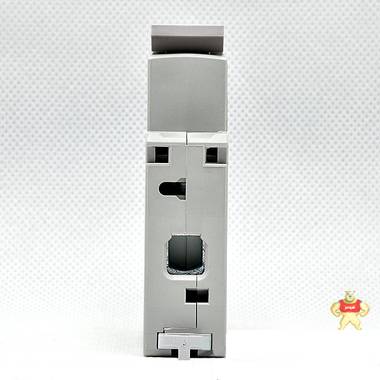 原装施耐德小型断路器OSMC32N1C40K空气开关1P40A 施耐德断路器,OSMC32N1C40K空气开关,施耐德小型断路器OSMC32N1C40K