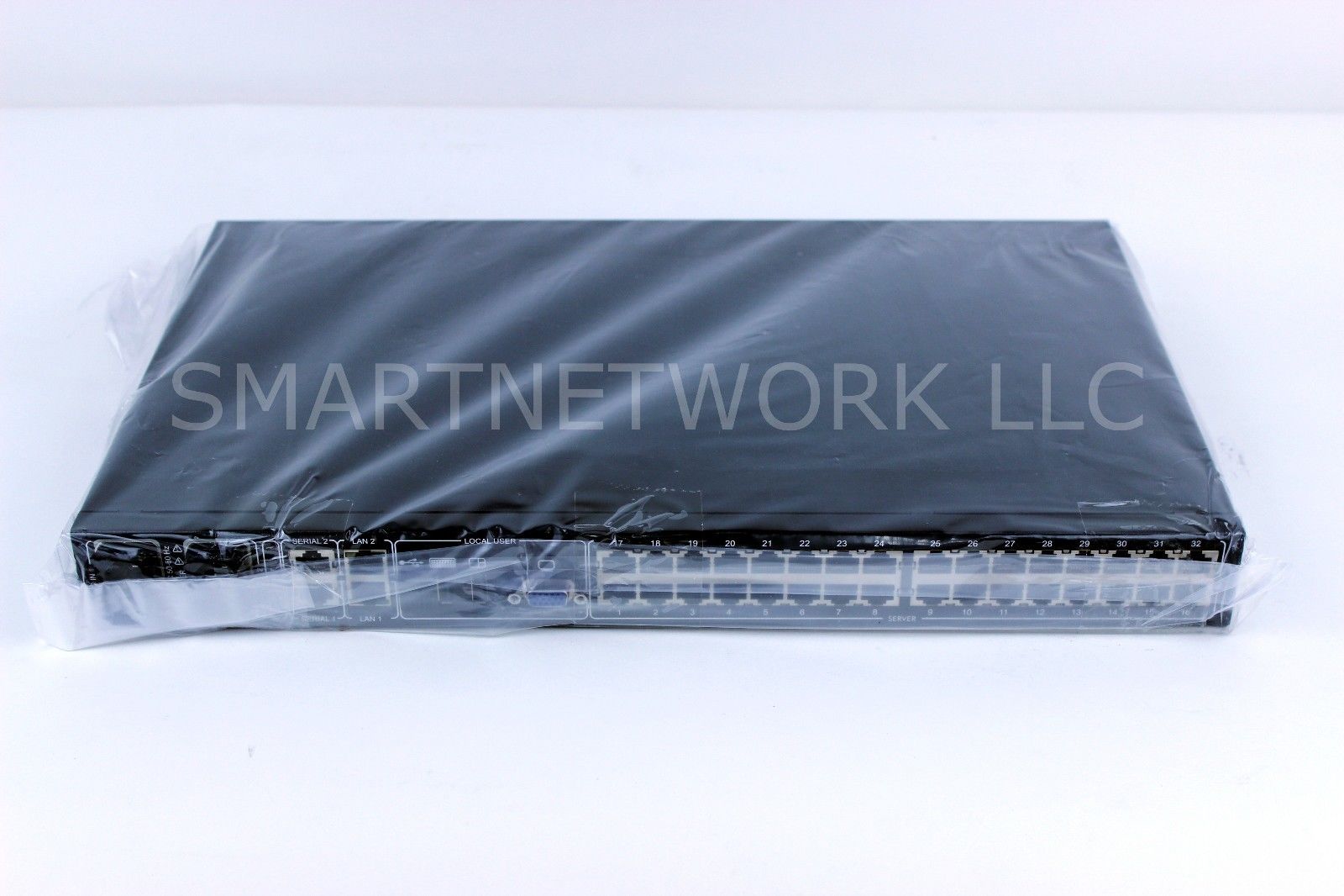 NEW Tripp Lite B072-032-IP2 32-Port Cat5 IP KVM Switch 1 Loc