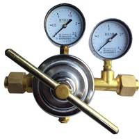 YQDG-224氮气减压器铁盖型