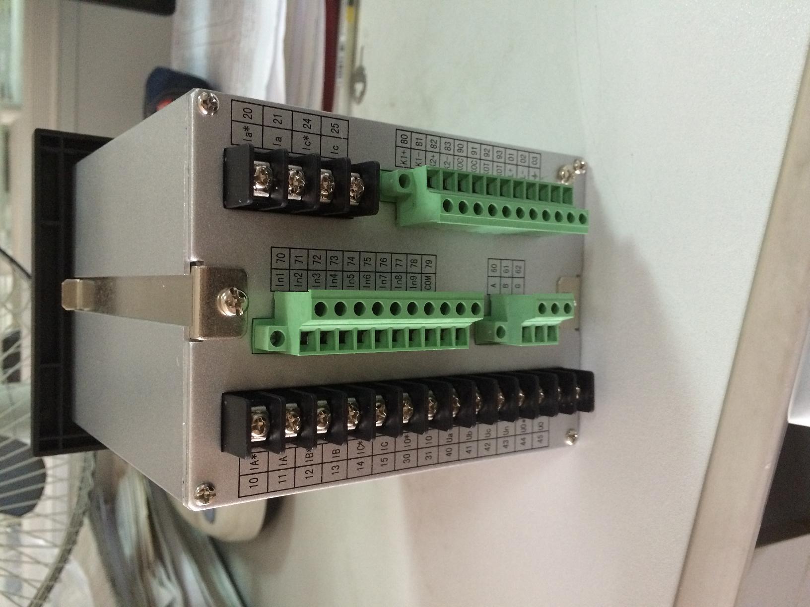 HRS-100E 数字式通用型智能保护单元