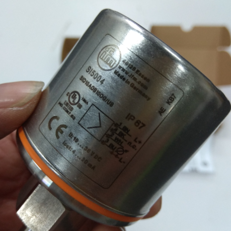 全新进口IFM易福门流量开关/流量计SI5011 SID10ADBFNKG/US-100