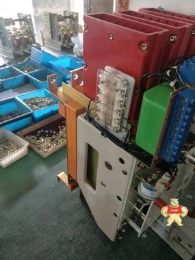 DW15智能型万能式断路器630/200-630A DW15万能式断路器,万能式断路器,断路器,智能型万能式断路器