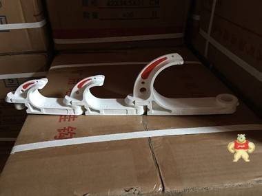 易迪电气 YD-PVC-37 电缆挂钩 塑料电缆挂钩  墙壁电缆挂钩 光缆挂钩 组合式电缆挂钩 电缆挂钩,矿用挂钩,塑料挂钩,墙壁挂钩,光缆挂钩