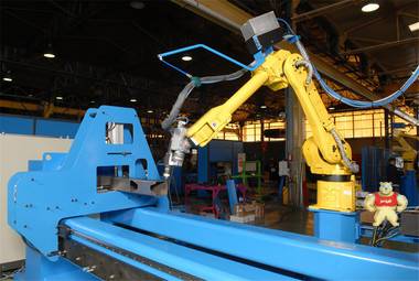 威海市fanuc工业点焊机器人改造 佛山机械手 车身点焊机器人,非标点焊机器人,二氧化碳焊接机器人,二手六关节点焊工业机器人,自动化机械手