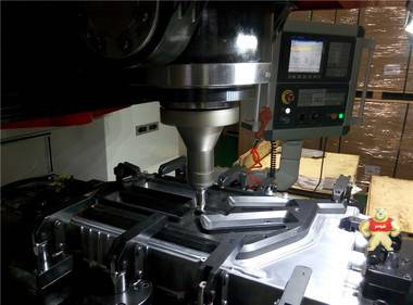 廊坊市KUKA机器人搅拌摩擦焊编程 KUKA机器人搅拌摩擦焊 真空镀膜机箱体搅拌摩擦焊,搅拌摩擦焊设备多少钱